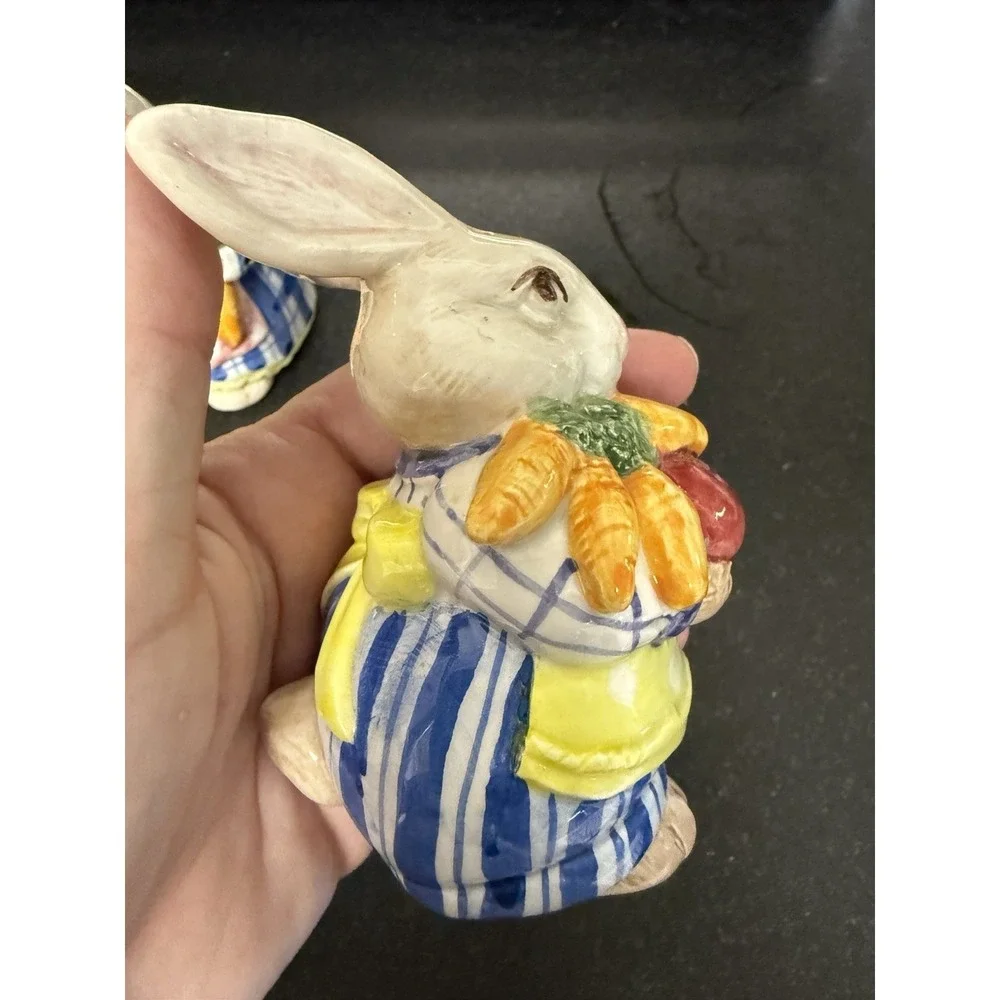 VTG Fitz & Floyd Kitchen Kousins Salt & Pepper Shakers Bakin Bunnies 1993 EASTER